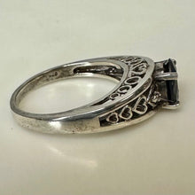 Load image into Gallery viewer, Vintage Sterling Blue Topaz CZ Accent Filigree Ring sz 8
