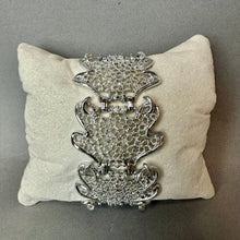 Load image into Gallery viewer, Vintage Sarah Cov Silvertone Wide Filigree Link Bracelet (7.75")

