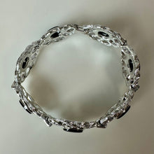 Load image into Gallery viewer, Vintage Sarah Cov Black Reflections Silvertone Faux Onyx Link Bracelet (7.25")
