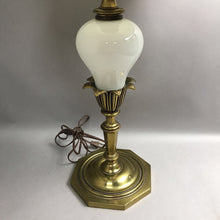 Load image into Gallery viewer, Vintage Stiffel Brass Table Lamp (34x13x13)
