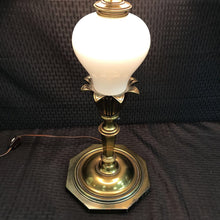 Load image into Gallery viewer, Vintage Stiffel Brass Table Lamp (34x13x13)
