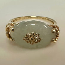 Load image into Gallery viewer, 14K Gold Jade Ring sz 7.25 (3.5g)
