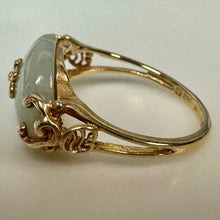 Load image into Gallery viewer, 14K Gold Jade Ring sz 7.25 (3.5g)
