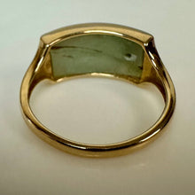 Load image into Gallery viewer, 14K Gold Jade Ring sz 8 (3.4g)
