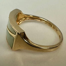 Load image into Gallery viewer, 14K Gold Jade Ring sz 8 (3.4g)
