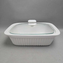 Load image into Gallery viewer, White Baking Dish / Casserole w/ Lid (3x10.5x7)
