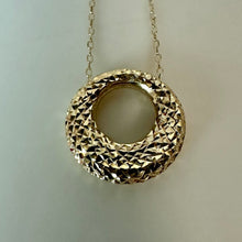 Load image into Gallery viewer, 14K Gold Diamond Cut O Pendant on 18" Chain Necklace (1.5g)
