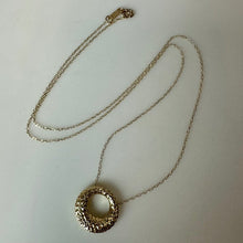 Load image into Gallery viewer, 14K Gold Diamond Cut O Pendant on 18" Chain Necklace (1.5g)
