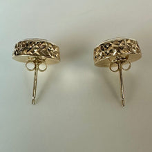 Load image into Gallery viewer, 14K Yellow &amp; White Gold Diamond Cut 0.5" Earrings (2.0g)
