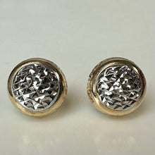 Load image into Gallery viewer, 14K Yellow &amp; White Gold Diamond Cut 0.5" Earrings (2.0g)
