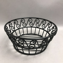 Load image into Gallery viewer, American Metalcraft Round Scroll Bread Basket (9x4)
