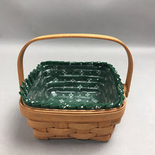 Load image into Gallery viewer, Longaberger 1995 Basket with Green Liner &amp; Protector (4x6x6)
