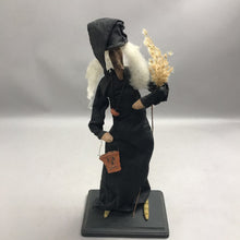 Load image into Gallery viewer, Primitive-Style Witch Figurine
