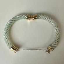 Load image into Gallery viewer, 14K Gold Jade Hinged 7" Bangle Bracelet (45.0g)
