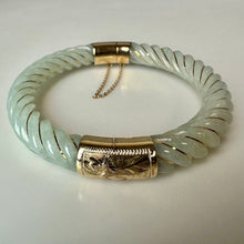 Load image into Gallery viewer, 14K Gold Jade Hinged 7" Bangle Bracelet (45.0g)
