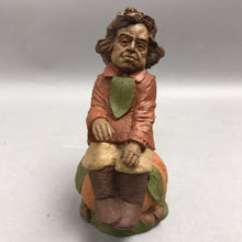 Load image into Gallery viewer, Dr. Tom Clark Cairn Studio "Pumpkin" Gnome Signed (5")
