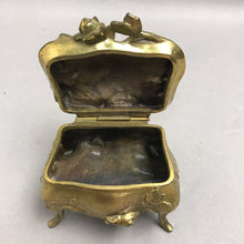 Load image into Gallery viewer, Vintage Gold Tone Cast Metal Art Nouveau Flower Jewelry Trinket Box 2x4x3)
