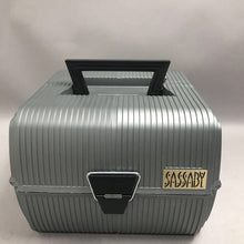 Load image into Gallery viewer, Vintage Sassaby Makeup Case (10x7)
