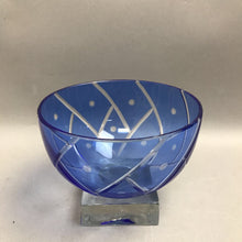 Load image into Gallery viewer, Cobalt Blue Geometric Etched Glass Pedestal Bowl (5x6)
