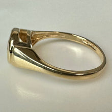 Load image into Gallery viewer, 14K Gold Cubic Zirconia Ring sz 7.5 (3.4g)
