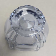 Load image into Gallery viewer, Fenton Neodymium Blue-to-Lavender Color-Changing Glass Vase (3.5x4.5)
