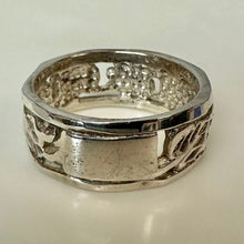 Load image into Gallery viewer, Sterling Floral Cutout Band Ring sz 8
