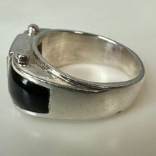 Load image into Gallery viewer, Sterling Amethyst Onyx Ring sz 7
