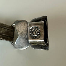 Load image into Gallery viewer, Vintage Mexican Sterling Green Onyx Link Bracelet (7.5")
