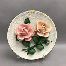 Load image into Gallery viewer, The Roses Of Capodimonte Plate The Franklin Mint Heirloom Collection
