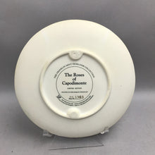 Load image into Gallery viewer, The Roses Of Capodimonte Plate The Franklin Mint Heirloom Collection
