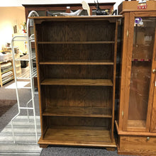 Load image into Gallery viewer, Oak Bookcase (65x40x15)
