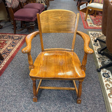 Load image into Gallery viewer, Oak Arm Chair (33x25x22)
