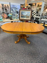Load image into Gallery viewer, Oak Kitchen Table w/2 12" Leaves (30x48x48)
