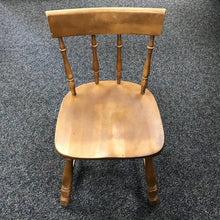Load image into Gallery viewer, Wood Chair (31x17x17)
