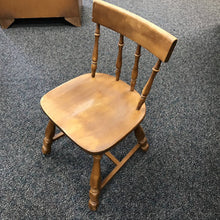 Load image into Gallery viewer, Wood Chair (31x17x17)
