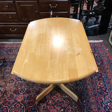 Load image into Gallery viewer, Drop Leaf Table (30x36/40x40)
