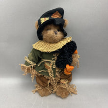 Load image into Gallery viewer, Vintage Bearington Sonny &amp; Scare Bear Plush (15")
