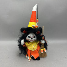 Load image into Gallery viewer, Annalee Candy Corn Witch Mouse (~9.5")
