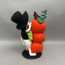 Load image into Gallery viewer, Annalee Boo Mouse Pumpkin' Stack (~8.5")
