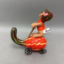 Load image into Gallery viewer, Annalee Gourd-Rider Mouse (5")
