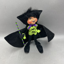 Load image into Gallery viewer, Annalee Halloween Witch (8")
