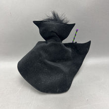 Load image into Gallery viewer, Annalee Halloween Witch (8")
