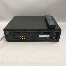Load image into Gallery viewer, Sony SLV-N50 VCR / VHS Player w/ Remote (4x14x11)
