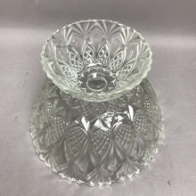 Load image into Gallery viewer, Vintage Pressed Glass Pineapple Starburst Pattern Pedestal Bowl Made in France (6x8")
