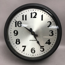 Load image into Gallery viewer, Vintage International Round Black Metal Clock (16")(Tested)
