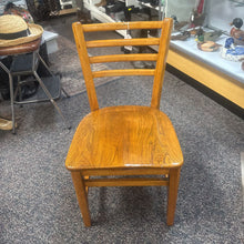 Load image into Gallery viewer, Oak Kitchen Chair (32x18x19)
