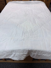 Load image into Gallery viewer, Multicolor Floral Patchwork 8 Point Star Quilt (84x84)
