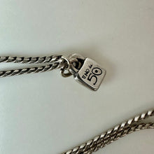 Load image into Gallery viewer, Uno De 50 Silver Plated Dragonfly Necklace (32")
