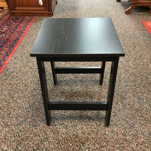 Load image into Gallery viewer, Black End Table (20x16x16)
