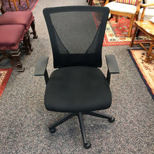 Load image into Gallery viewer, Black Office Chair (40x23x23)
